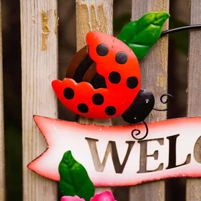 OEM / ODM Wall Hanging Ornaments Multiple Metal House Decor Welcome Slogan